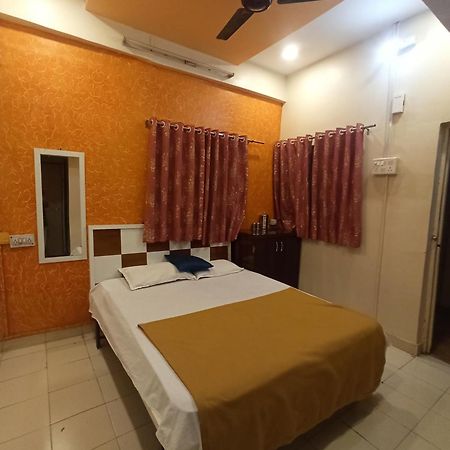 Malwade Motel Пуна Экстерьер фото