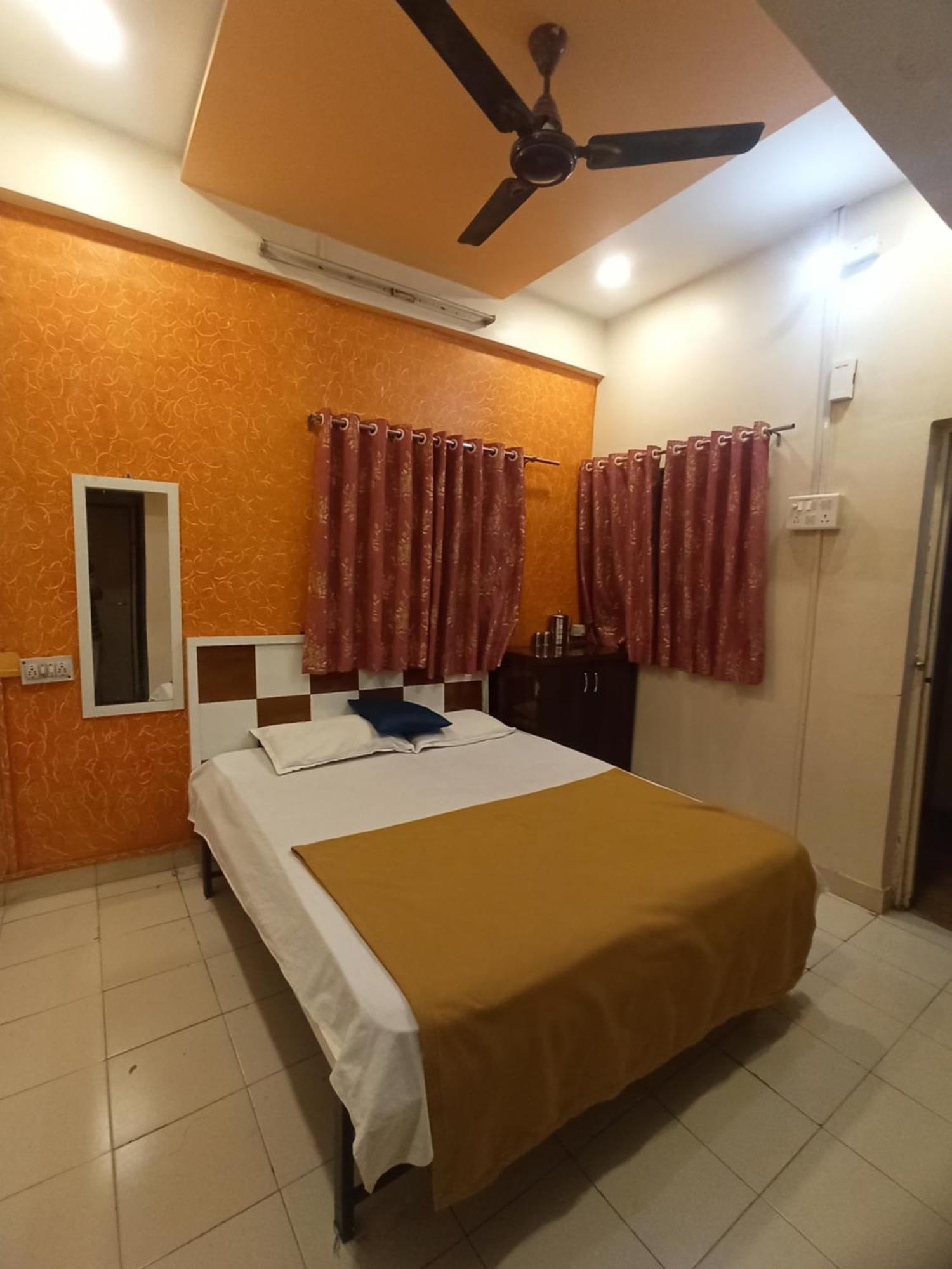 Malwade Motel Пуна Экстерьер фото